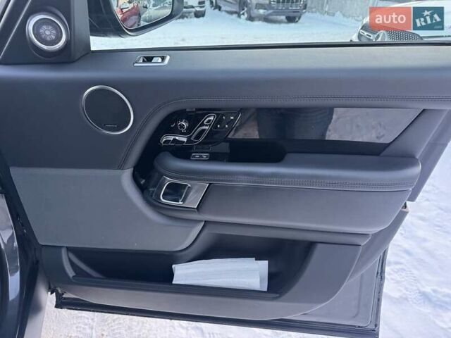 Серый Ленд Ровер Рендж Ровер, объемом двигателя 5 л и пробегом 158 тыс. км за 63900 $, фото 87 на Automoto.ua