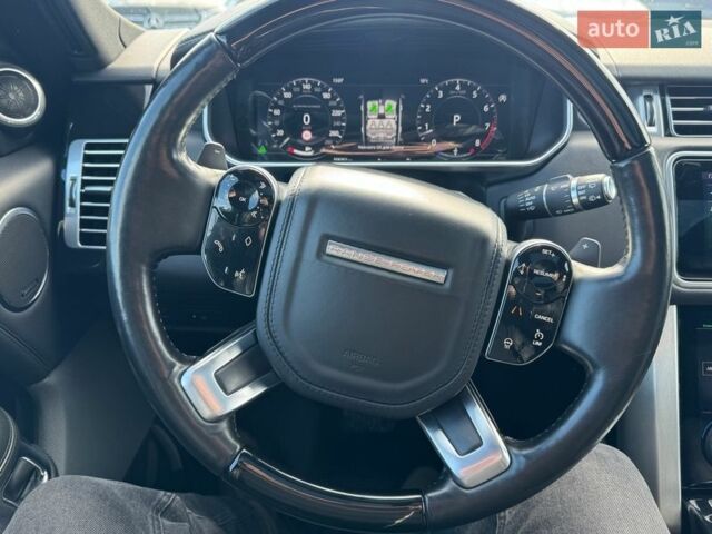 Серый Ленд Ровер Рендж Ровер, объемом двигателя 5 л и пробегом 158 тыс. км за 57000 $, фото 69 на Automoto.ua