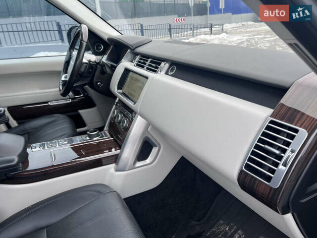 Серый Ленд Ровер Рендж Ровер, объемом двигателя 3 л и пробегом 158 тыс. км за 44000 $, фото 60 на Automoto.ua