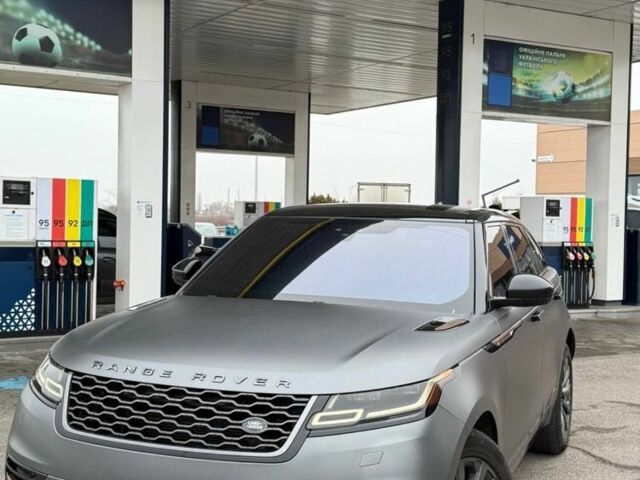 Серый Ленд Ровер Рендж Ровер, объемом двигателя 2 л и пробегом 147 тыс. км за 31900 $, фото 3 на Automoto.ua