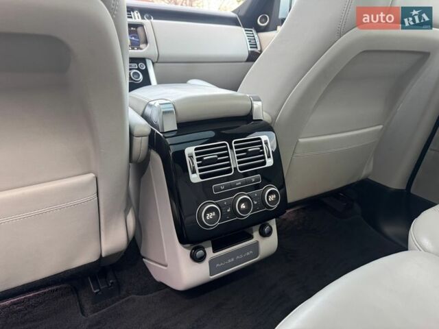 Серый Ленд Ровер Рендж Ровер, объемом двигателя 3 л и пробегом 153 тыс. км за 29900 $, фото 135 на Automoto.ua