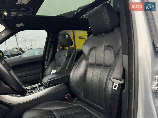 Серый Ленд Ровер Рендж Ровер, объемом двигателя 2.99 л и пробегом 146 тыс. км за 33999 $, фото 58 на Automoto.ua