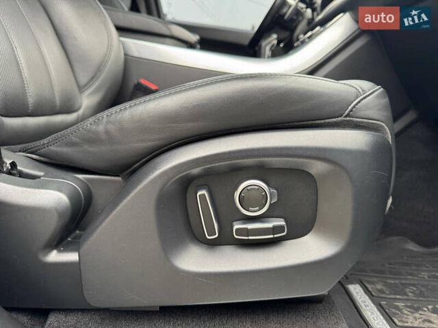 Сірий Ленд Ровер Рендж Ровер, об'ємом двигуна 2.99 л та пробігом 146 тис. км за 31999 $, фото 35 на Automoto.ua