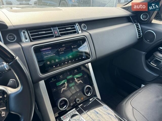 Серый Ленд Ровер Рендж Ровер, объемом двигателя 5 л и пробегом 158 тыс. км за 57000 $, фото 60 на Automoto.ua