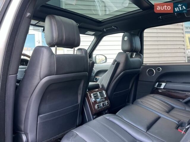 Серый Ленд Ровер Рендж Ровер, объемом двигателя 3 л и пробегом 57 тыс. км за 39500 $, фото 21 на Automoto.ua