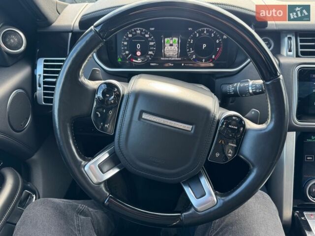 Серый Ленд Ровер Рендж Ровер, объемом двигателя 5 л и пробегом 158 тыс. км за 57000 $, фото 70 на Automoto.ua