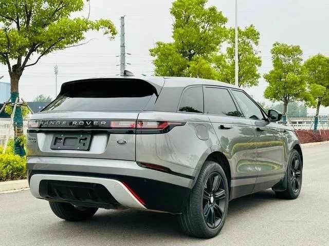 Ленд Ровер Рендж Ровер 2018 в Киеве на Automoto.ua Серый Ленд Ровер Рендж Ровер, объемом двигателя 3 л и пробегом 98 тыс. км за 28000 $, фото 3 на Automoto.ua