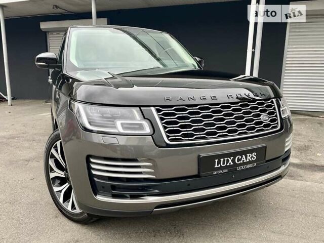 Ленд Ровер Рендж Ровер 2018 в Киеве на Automoto.ua Серый Ленд Ровер Рендж Ровер, объемом двигателя 3 л и пробегом 62 тыс. км за 74900 $, фото 3 на Automoto.ua
