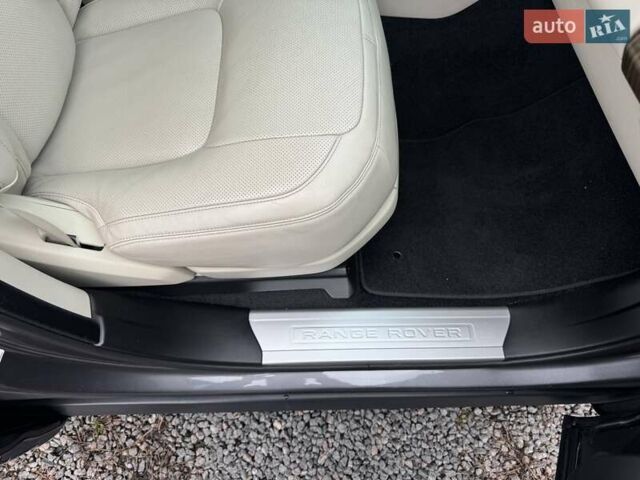 Серый Ленд Ровер Рендж Ровер, объемом двигателя 3 л и пробегом 161 тыс. км за 51900 $, фото 22 на Automoto.ua