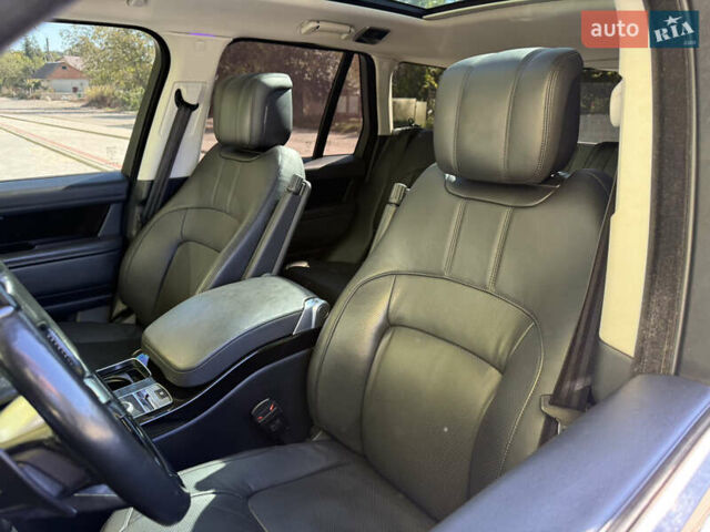 Сірий Ленд Ровер Рендж Ровер, об'ємом двигуна 3 л та пробігом 180 тис. км за 46500 $, фото 35 на Automoto.ua