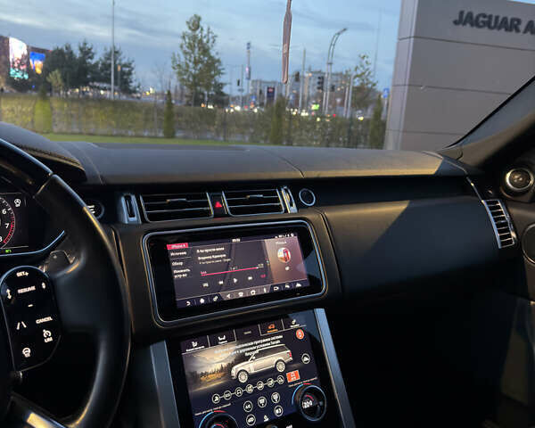 Серый Ленд Ровер Рендж Ровер, объемом двигателя 5 л и пробегом 150 тыс. км за 70000 $, фото 34 на Automoto.ua