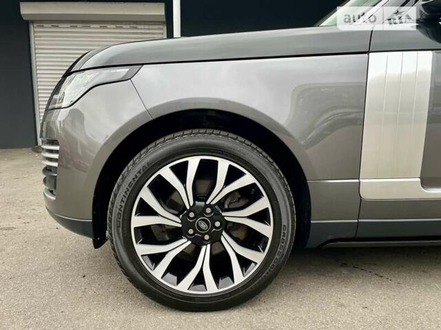 Ленд Ровер Рендж Ровер 2018 в Киеве на Automoto.ua Серый Ленд Ровер Рендж Ровер, объемом двигателя 3 л и пробегом 62 тыс. км за 74900 $, фото 24 на Automoto.ua