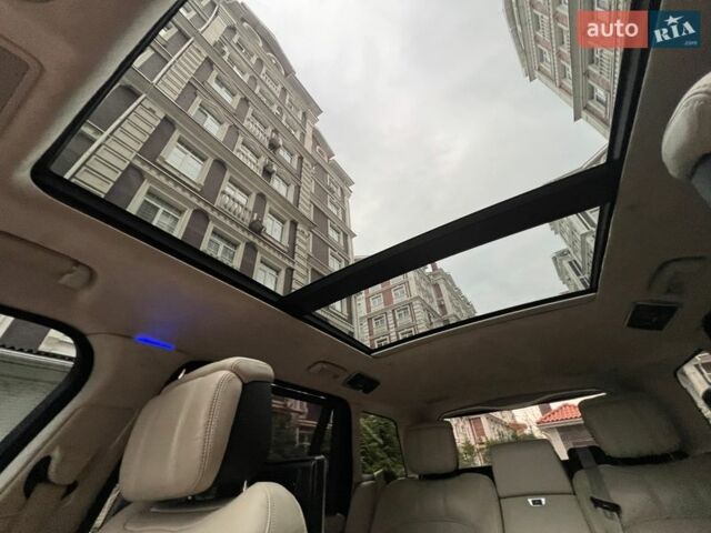 Сірий Ленд Ровер Рендж Ровер, об'ємом двигуна 5 л та пробігом 132 тис. км за 59900 $, фото 34 на Automoto.ua