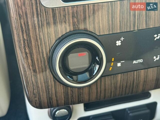 Серый Ленд Ровер Рендж Ровер, объемом двигателя 3 л и пробегом 169 тыс. км за 39500 $, фото 69 на Automoto.ua