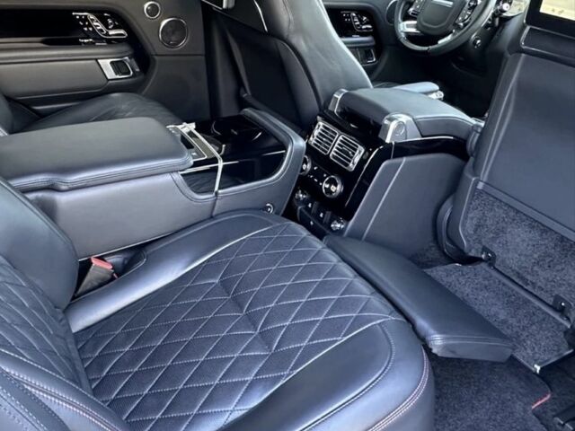 Сірий Ленд Ровер Рендж Ровер, об'ємом двигуна 5 л та пробігом 120 тис. км за 1693 $, фото 2 на Automoto.ua