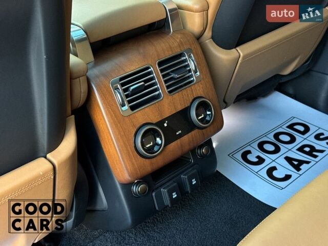 Серый Ленд Ровер Рендж Ровер, объемом двигателя 4.37 л и пробегом 243 тыс. км за 56900 $, фото 35 на Automoto.ua