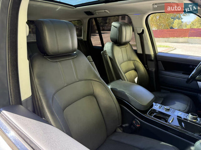 Сірий Ленд Ровер Рендж Ровер, об'ємом двигуна 3 л та пробігом 180 тис. км за 46500 $, фото 44 на Automoto.ua