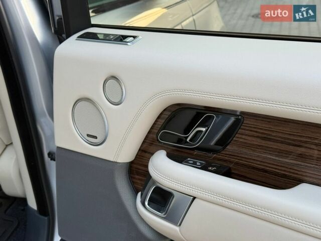Серый Ленд Ровер Рендж Ровер, объемом двигателя 3 л и пробегом 169 тыс. км за 39500 $, фото 83 на Automoto.ua