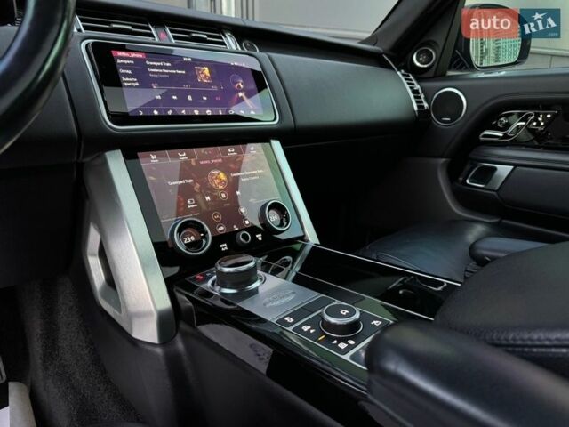 Серый Ленд Ровер Рендж Ровер, объемом двигателя 3 л и пробегом 168 тыс. км за 45000 $, фото 2 на Automoto.ua