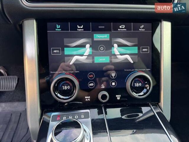 Ленд Ровер Рендж Ровер 2018 у Києві на Automoto.ua Сірий Ленд Ровер Рендж Ровер, об'ємом двигуна 3 л та пробігом 167 тис. км за 53000 $, фото 16 на Automoto.ua