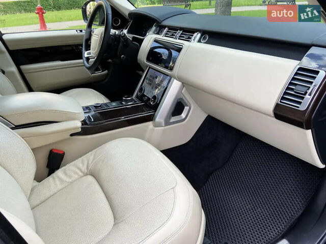 Серый Ленд Ровер Рендж Ровер, объемом двигателя 5 л и пробегом 69 тыс. км за 55000 $, фото 29 на Automoto.ua