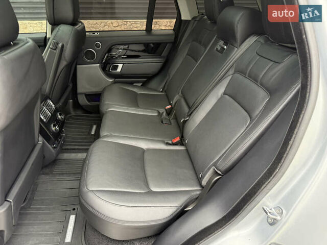 Серый Ленд Ровер Рендж Ровер, объемом двигателя 3 л и пробегом 180 тыс. км за 45999 $, фото 31 на Automoto.ua