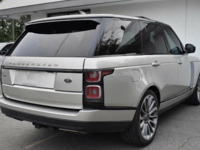 Серый Ленд Ровер Рендж Ровер, объемом двигателя 5 л и пробегом 30 тыс. км за 12000 $, фото 5 на Automoto.ua