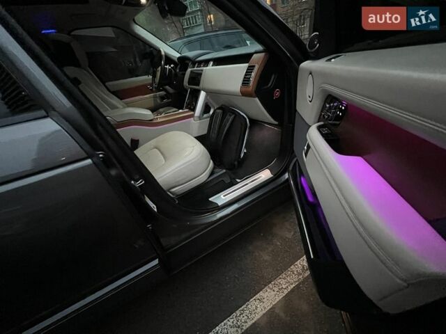 Сірий Ленд Ровер Рендж Ровер, об'ємом двигуна 5 л та пробігом 132 тис. км за 59900 $, фото 38 на Automoto.ua