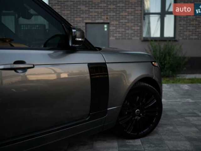 Серый Ленд Ровер Рендж Ровер, объемом двигателя 3 л и пробегом 130 тыс. км за 49500 $, фото 4 на Automoto.ua