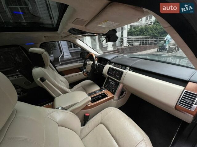 Сірий Ленд Ровер Рендж Ровер, об'ємом двигуна 5 л та пробігом 132 тис. км за 59900 $, фото 27 на Automoto.ua