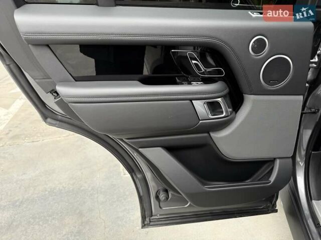 Серый Ленд Ровер Рендж Ровер, объемом двигателя 2.99 л и пробегом 94 тыс. км за 57500 $, фото 23 на Automoto.ua