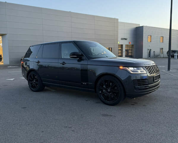 Серый Ленд Ровер Рендж Ровер, объемом двигателя 5 л и пробегом 150 тыс. км за 70000 $, фото 5 на Automoto.ua