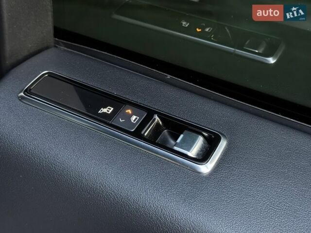 Серый Ленд Ровер Рендж Ровер, объемом двигателя 3 л и пробегом 168 тыс. км за 45000 $, фото 81 на Automoto.ua