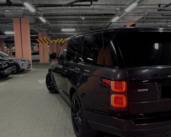 Сірий Ленд Ровер Рендж Ровер, об'ємом двигуна 5 л та пробігом 154 тис. км за 67900 $, фото 13 на Automoto.ua