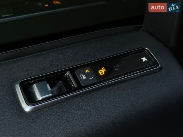 Серый Ленд Ровер Рендж Ровер, объемом двигателя 3 л и пробегом 168 тыс. км за 45000 $, фото 80 на Automoto.ua