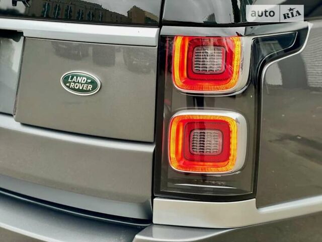 Ленд Ровер Рендж Ровер 2018 в Киеве на Automoto.ua Серый Ленд Ровер Рендж Ровер, объемом двигателя 3 л и пробегом 62 тыс. км за 74900 $, фото 31 на Automoto.ua