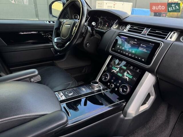 Ленд Ровер Рендж Ровер 2018 у Києві на Automoto.ua Сірий Ленд Ровер Рендж Ровер, об'ємом двигуна 3 л та пробігом 167 тис. км за 53000 $, фото 28 на Automoto.ua