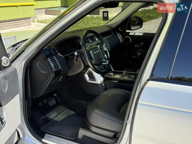 Сірий Ленд Ровер Рендж Ровер, об'ємом двигуна 3 л та пробігом 180 тис. км за 46500 $, фото 28 на Automoto.ua