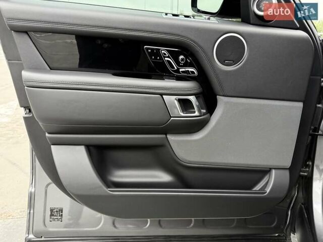 Серый Ленд Ровер Рендж Ровер, объемом двигателя 2.99 л и пробегом 94 тыс. км за 57500 $, фото 17 на Automoto.ua