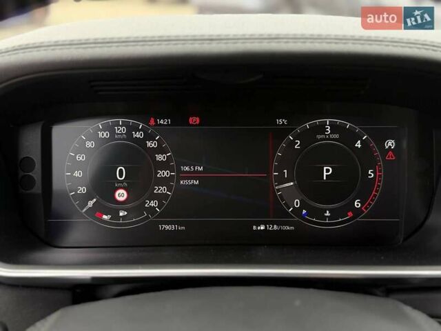Ленд Ровер Рендж Ровер 2018 в Киеве на Automoto.ua Серый Ленд Ровер Рендж Ровер, объемом двигателя 2.99 л и пробегом 180 тыс. км за 56000 $, фото 21 на Automoto.ua