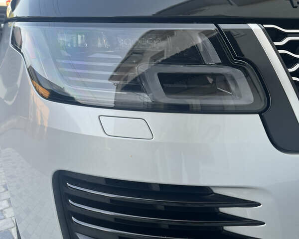 Серый Ленд Ровер Рендж Ровер, объемом двигателя 3 л и пробегом 79 тыс. км за 61500 $, фото 6 на Automoto.ua