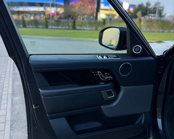 Серый Ленд Ровер Рендж Ровер, объемом двигателя 5 л и пробегом 150 тыс. км за 70000 $, фото 22 на Automoto.ua