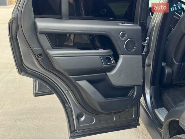 Серый Ленд Ровер Рендж Ровер, объемом двигателя 3 л и пробегом 168 тыс. км за 54000 $, фото 35 на Automoto.ua