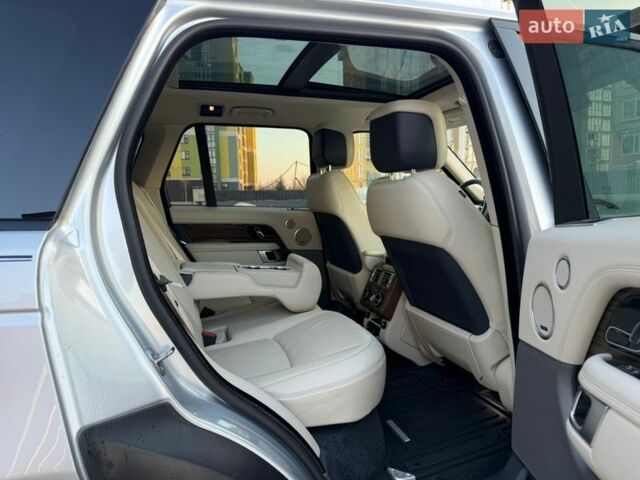 Серый Ленд Ровер Рендж Ровер, объемом двигателя 3 л и пробегом 169 тыс. км за 39500 $, фото 76 на Automoto.ua