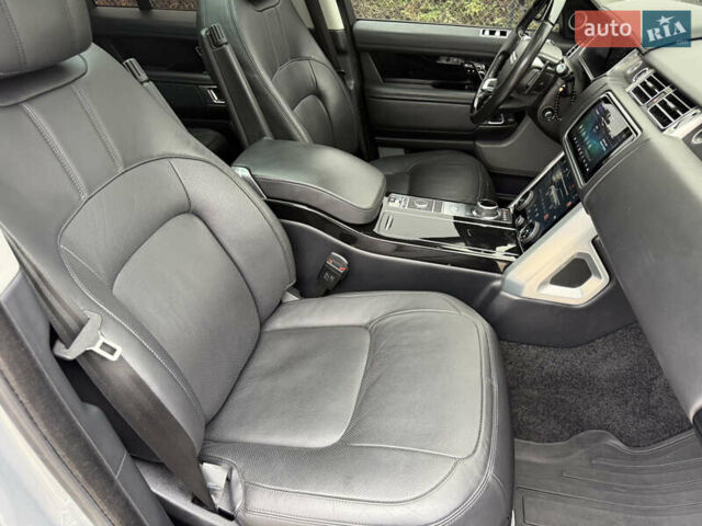 Серый Ленд Ровер Рендж Ровер, объемом двигателя 3 л и пробегом 180 тыс. км за 45999 $, фото 27 на Automoto.ua