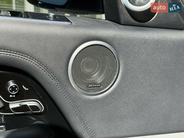 Сірий Ленд Ровер Рендж Ровер, об'ємом двигуна 3 л та пробігом 180 тис. км за 46500 $, фото 31 на Automoto.ua