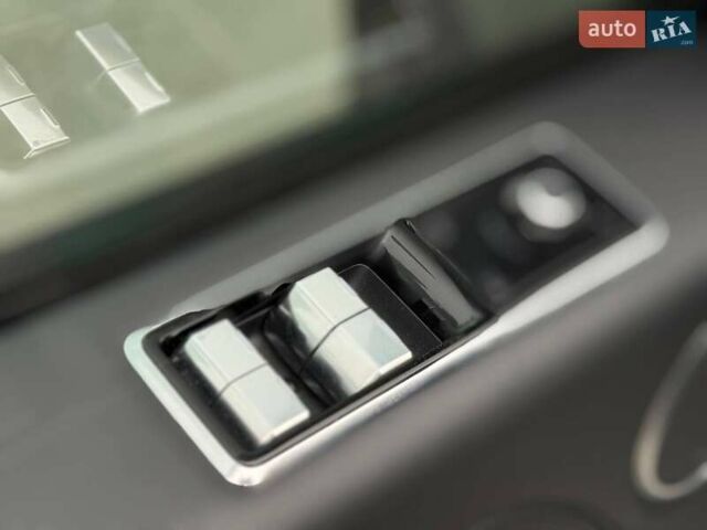 Ленд Ровер Рендж Ровер 2018 в Киеве на Automoto.ua Серый Ленд Ровер Рендж Ровер, объемом двигателя 2.99 л и пробегом 180 тыс. км за 56000 $, фото 14 на Automoto.ua