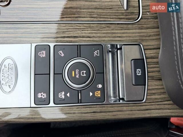 Серый Ленд Ровер Рендж Ровер, объемом двигателя 2.99 л и пробегом 98 тыс. км за 47999 $, фото 22 на Automoto.ua