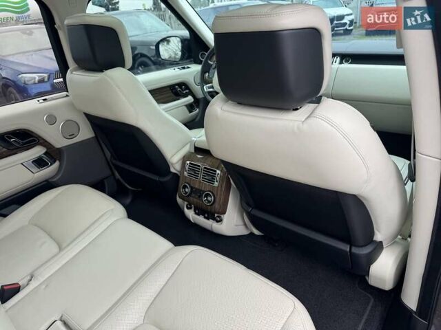 Серый Ленд Ровер Рендж Ровер, объемом двигателя 3 л и пробегом 161 тыс. км за 51900 $, фото 6 на Automoto.ua