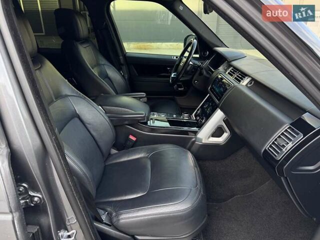 Серый Ленд Ровер Рендж Ровер, объемом двигателя 3 л и пробегом 168 тыс. км за 54000 $, фото 27 на Automoto.ua